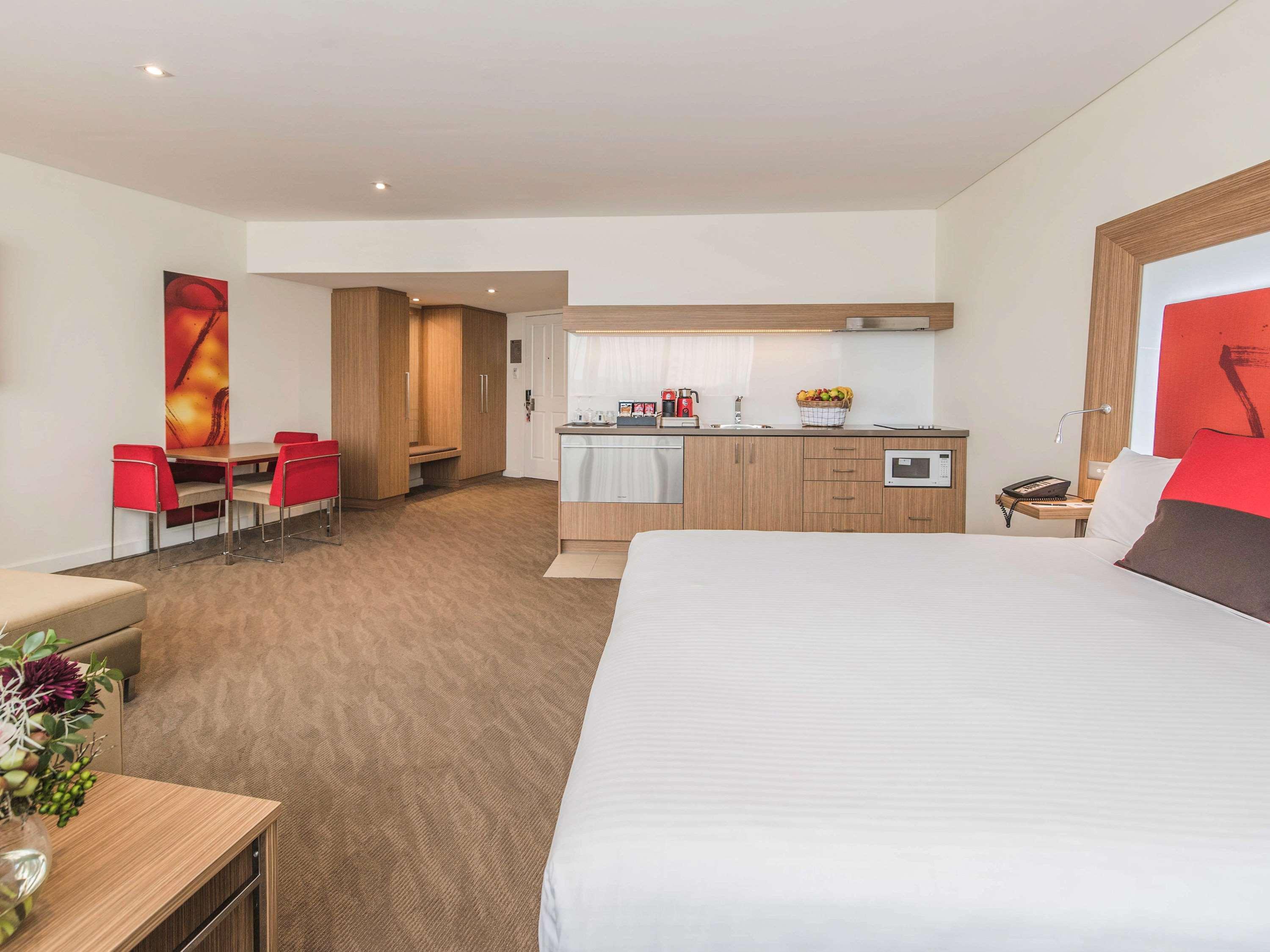 Novotel Sydney West Hq Руути Хил Екстериор снимка