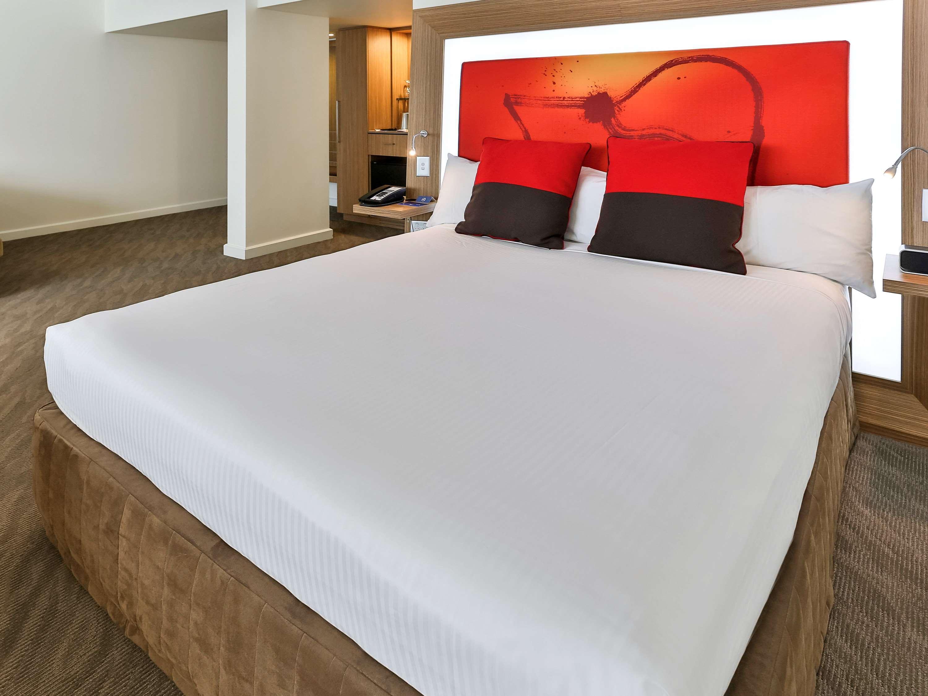 Novotel Sydney West Hq Руути Хил Екстериор снимка
