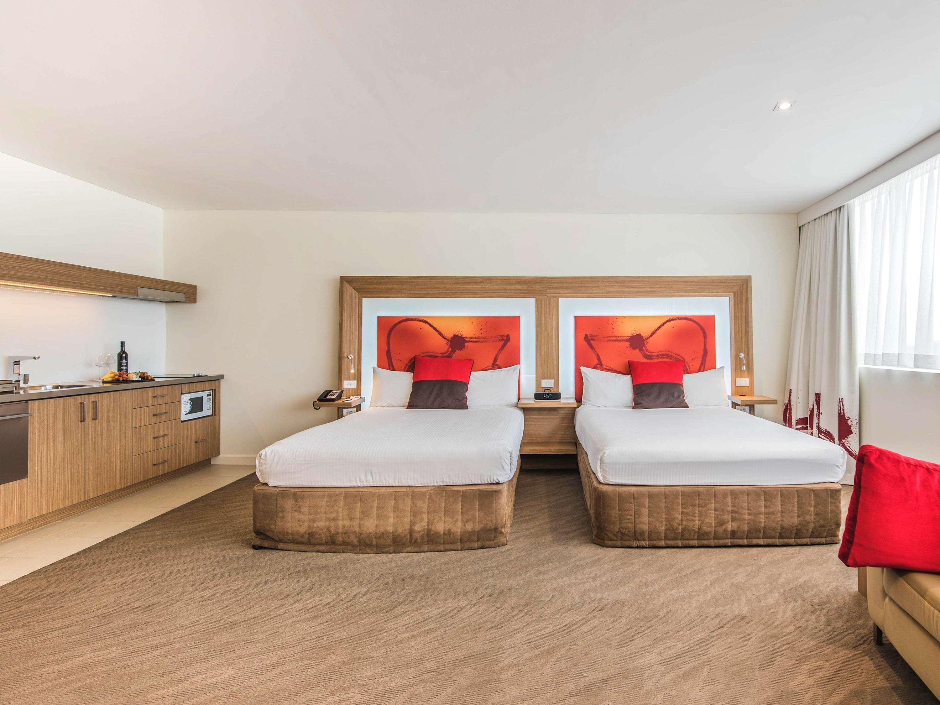 Novotel Sydney West Hq Руути Хил Екстериор снимка