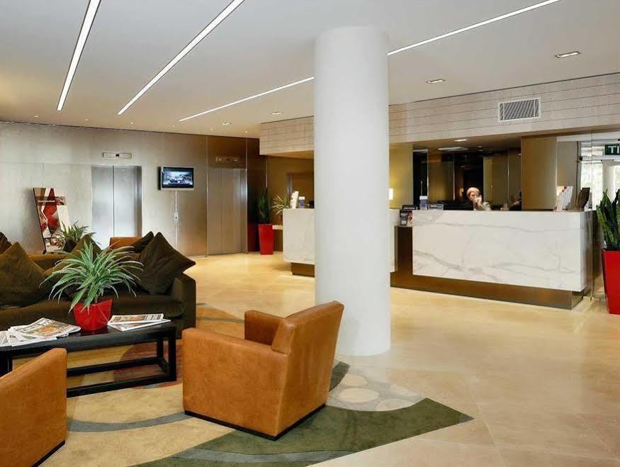 Novotel Sydney West Hq Руути Хил Екстериор снимка