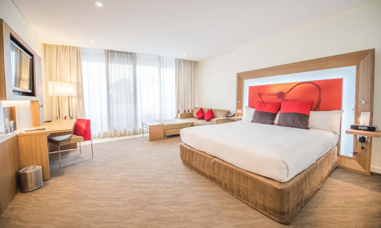 Novotel Sydney West Hq Руути Хил Екстериор снимка